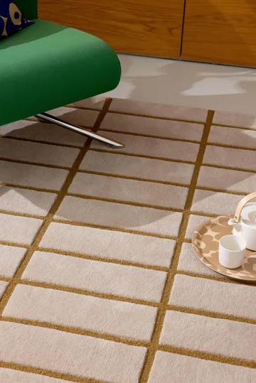 Tiiliskivi wool rug - Bronze yellow, 250x350 cm - Marimekko