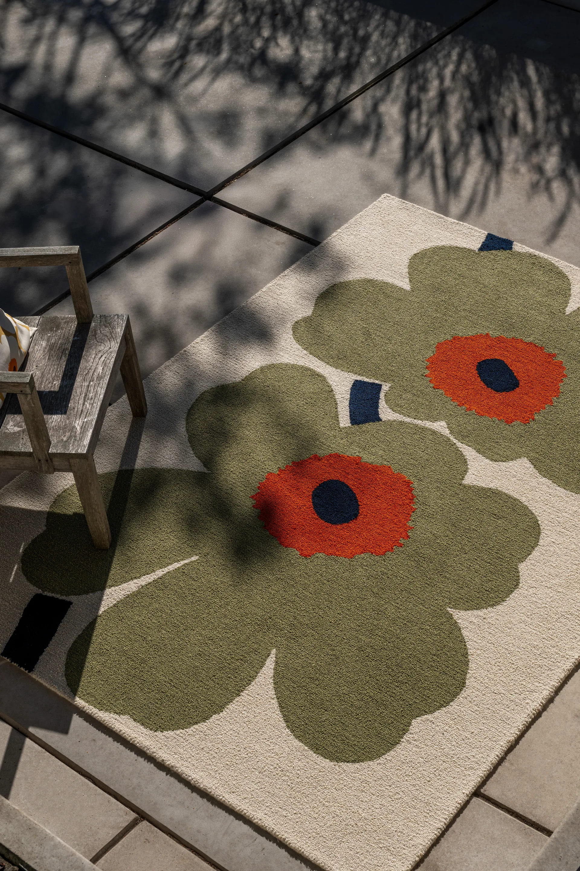 Unikko anniversary outdoor rug, Dusty green, 140x200 cm Marimekko