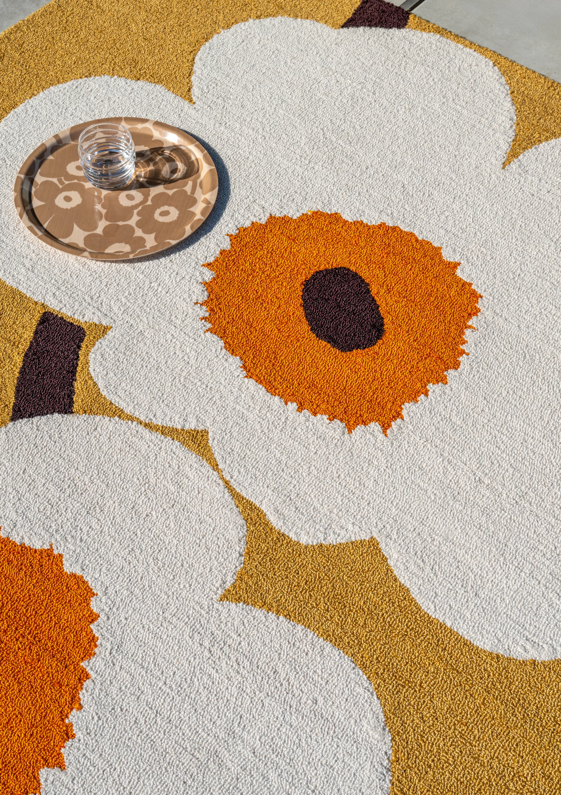 Unikko anniversary outdoor rug, Honey, 200x280 cm Marimekko