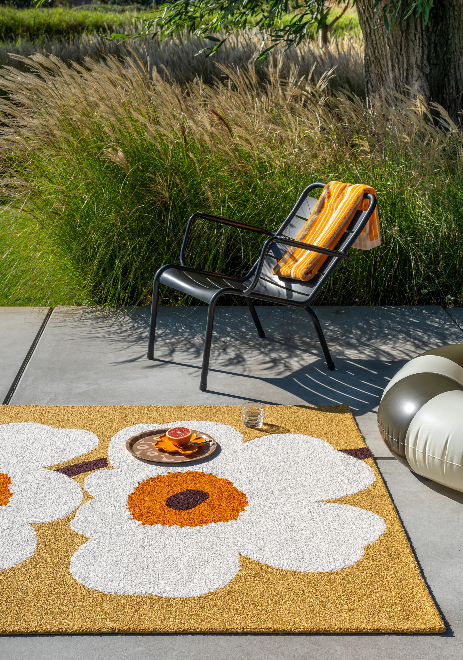 Unikko anniversary outdoor rug, Honey, 250x350 cm Marimekko