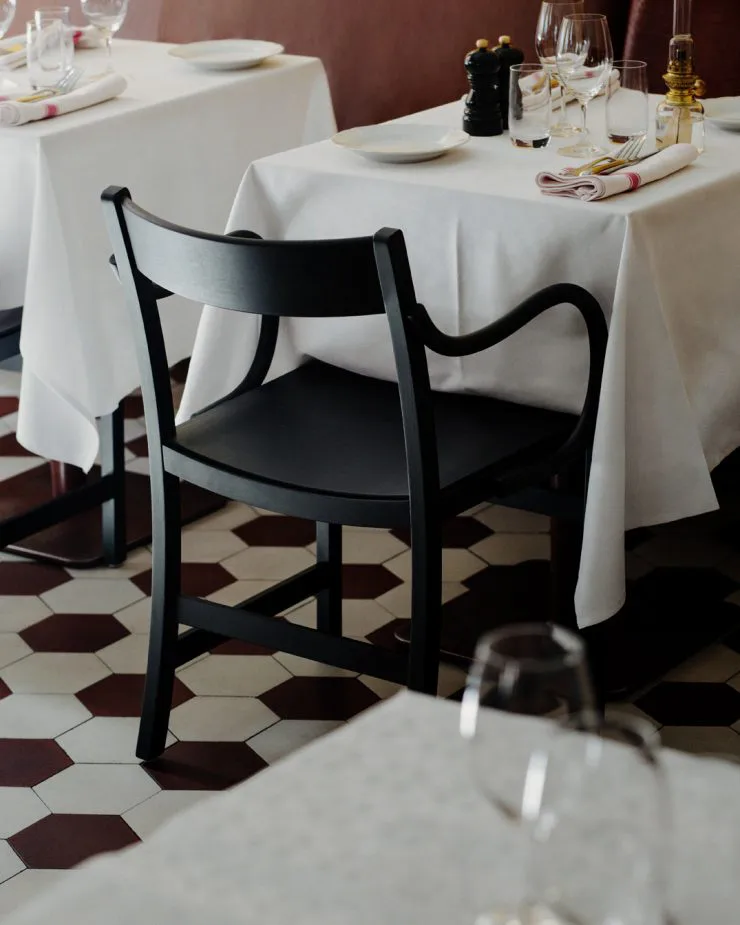 Waiter XL armchair, Black stained beech Massproductions