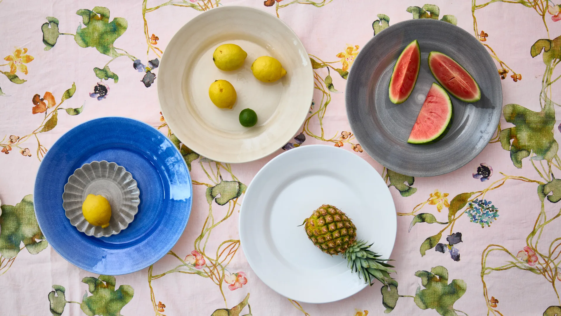 Basic serving platter Ø41 cm, White Mateus