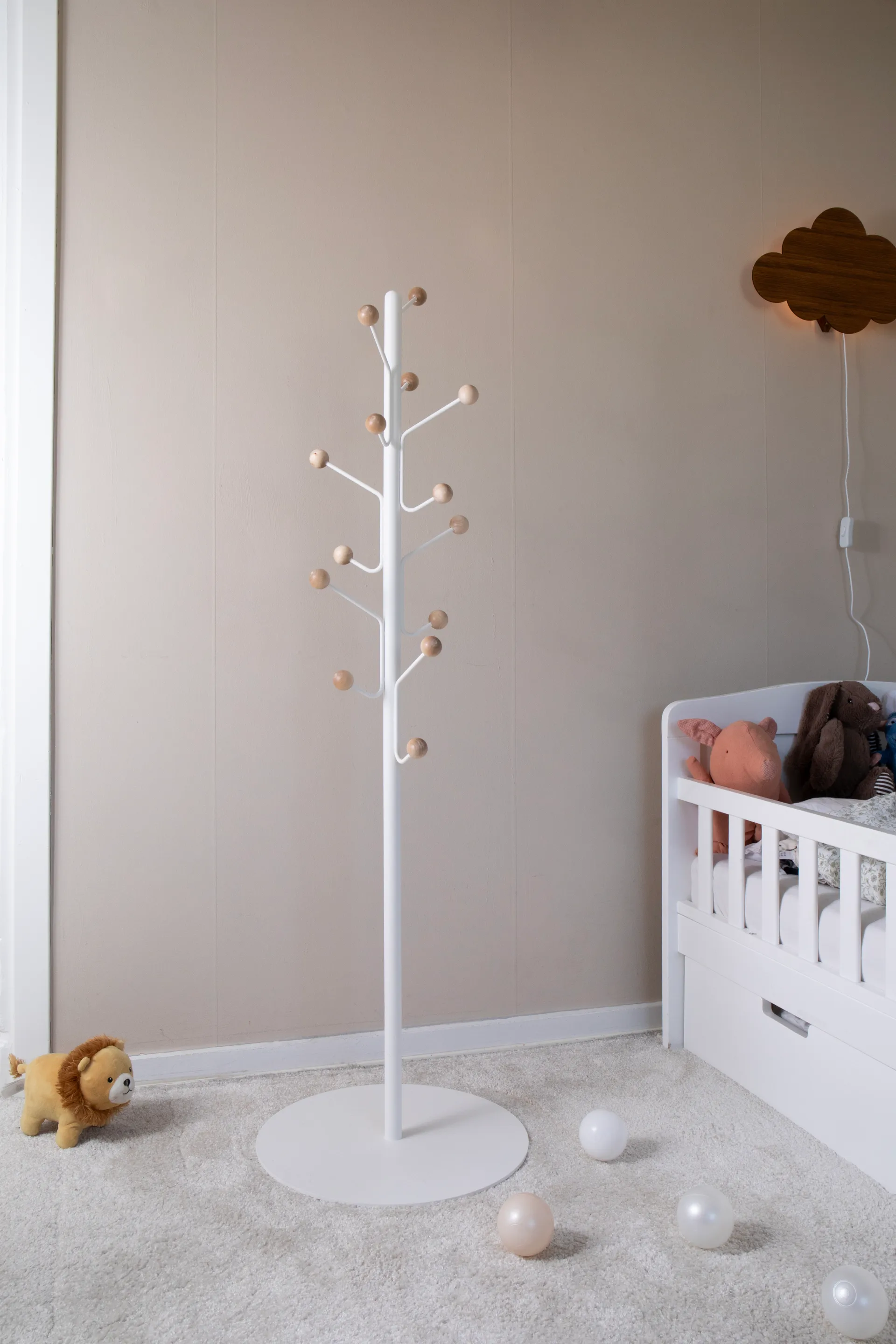 Bill Floor junior coat rack, White Maze
