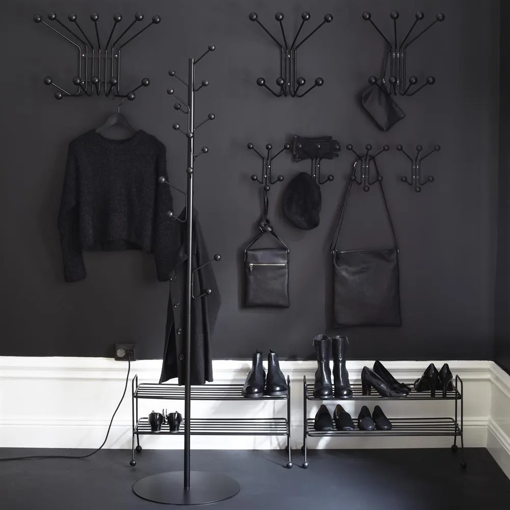 Bill L hanger, black Maze