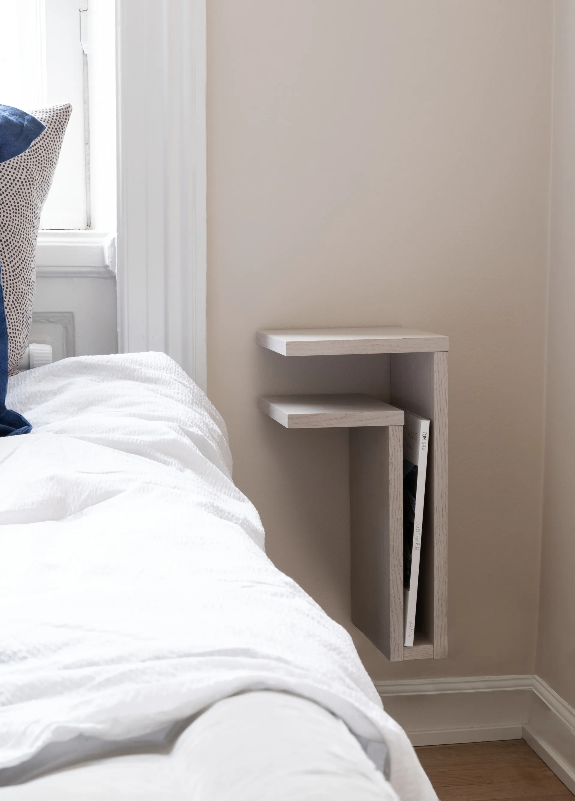 F-shelf shelf white oak, Shelf - Left  Maze