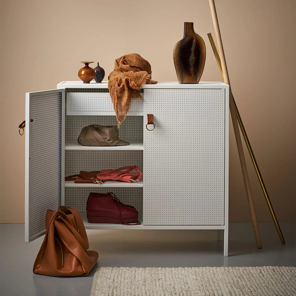 Liza cabinet, White. leather details Maze