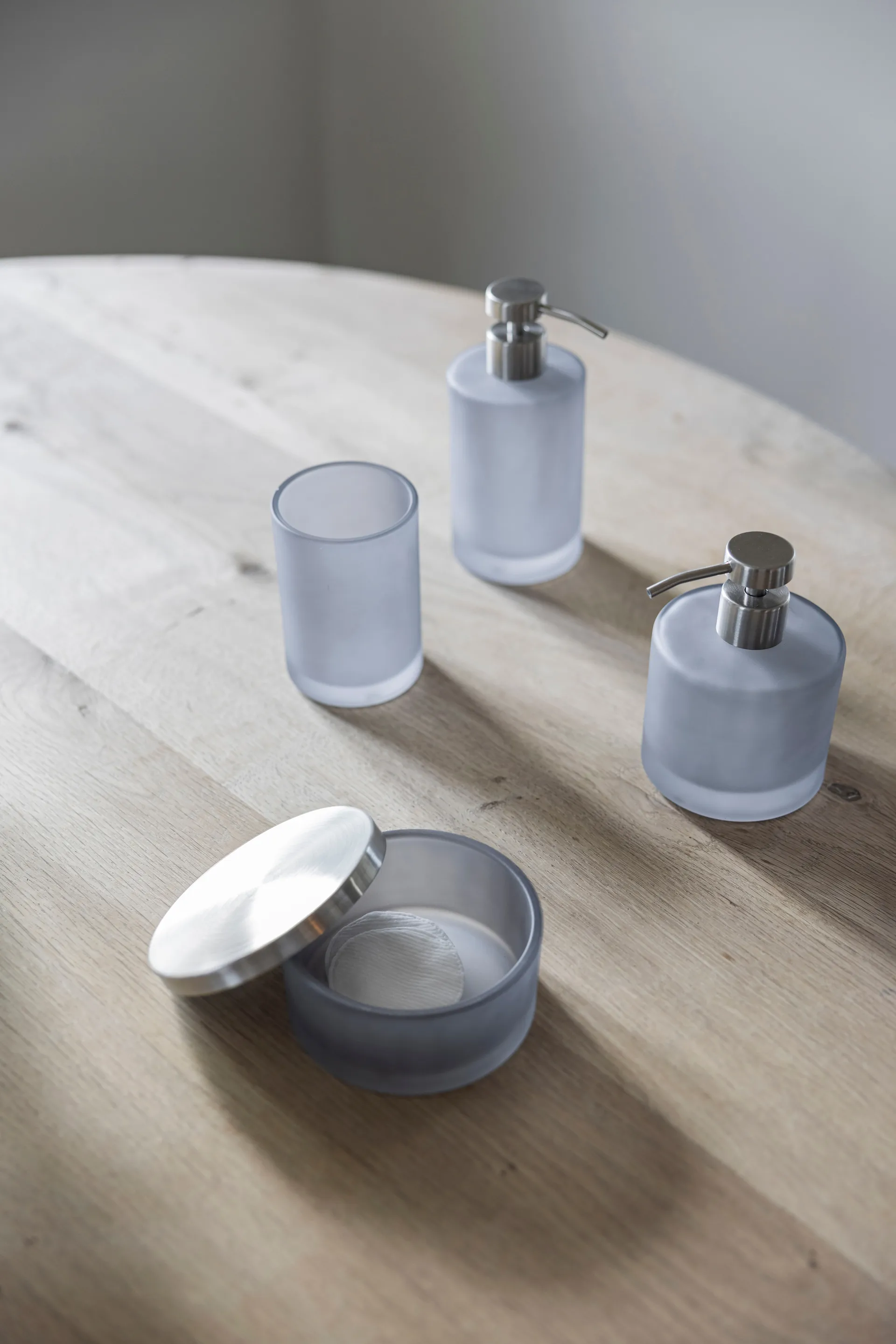 Modest jar with lid Ø10.5 cm, Dove blue Mette Ditmer