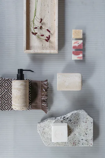 Travertine soap pump 17.5 cm - Linen - Mette Ditmer