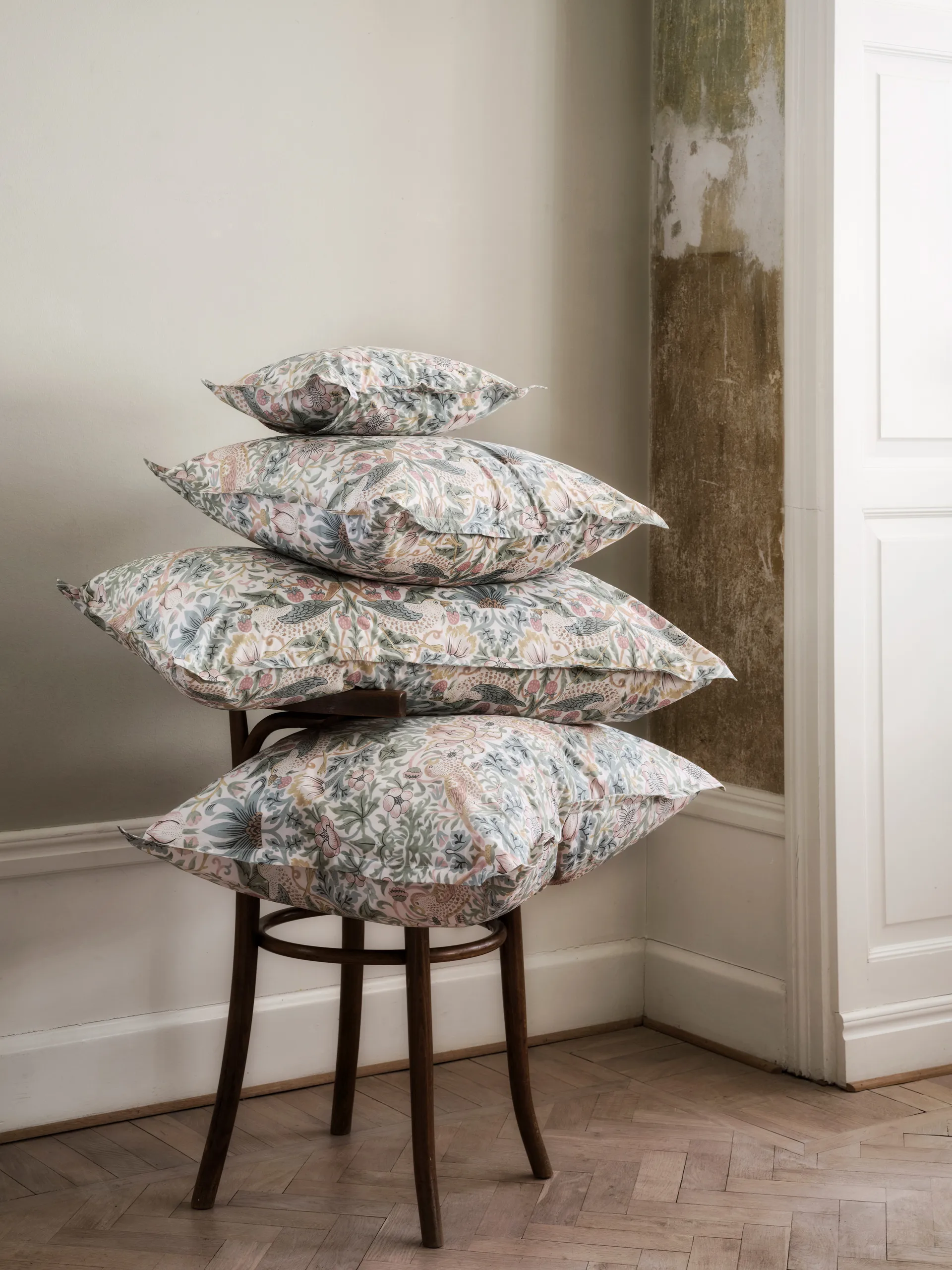 Morris & Co. Strawberry Thief Duvet cover, Green, 150x210 cm Mille Notti