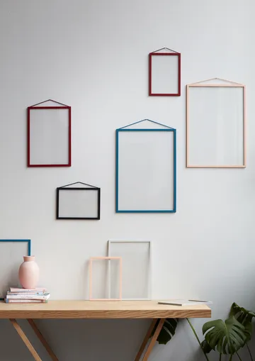 Moebe frame A5 16.5x22.7 cm - Transparent. Red - MOEBE