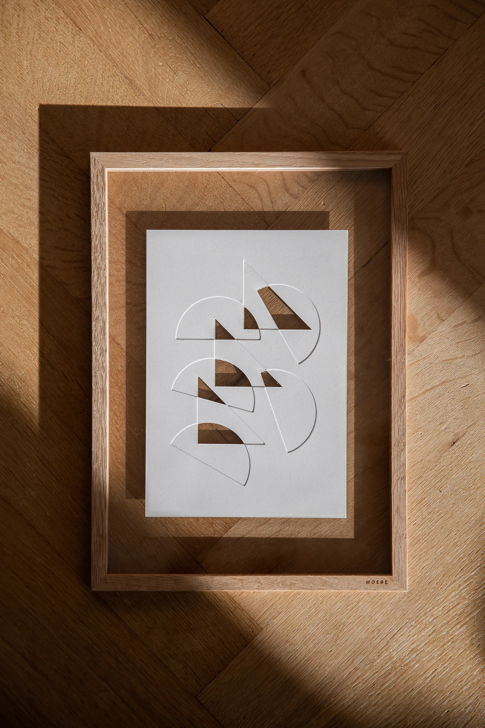 Relief artwork half moons & triangles 21x29.7 cm, Off White MOEBE