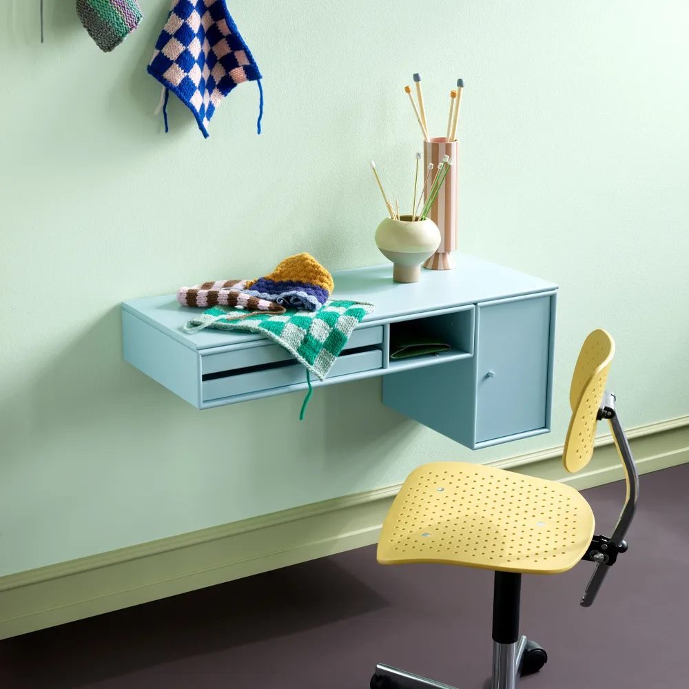 Bureau desk, Anthracite 04 Montana