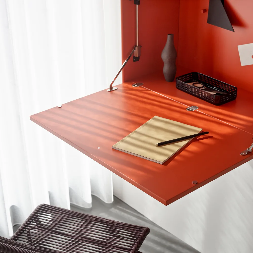 STUDIO desk, wall hung, Cumin 157 Montana