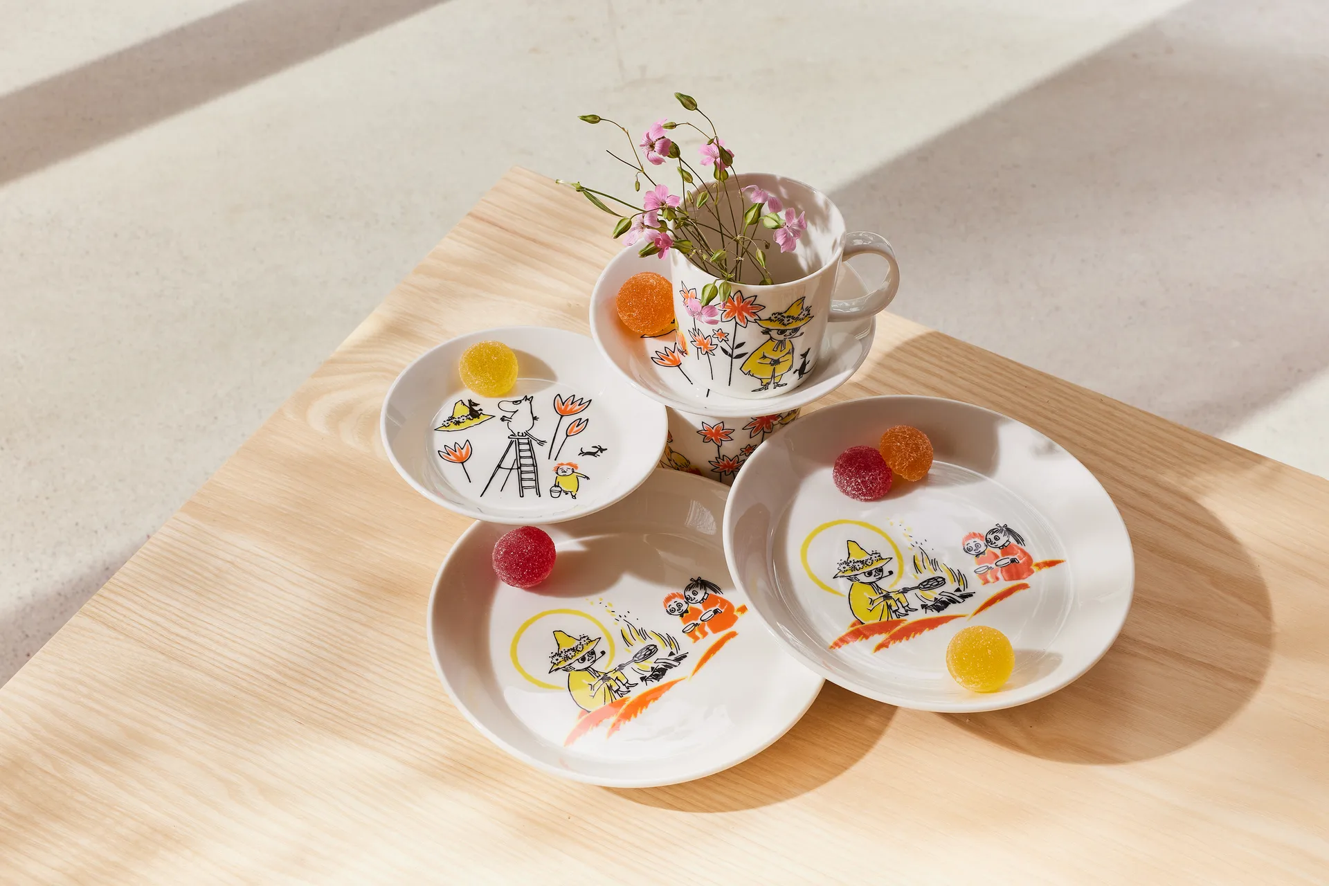 Moomin Arabia x Red Cross Moomin mug ABC Snufkin, 30 cl Moomin Arabia