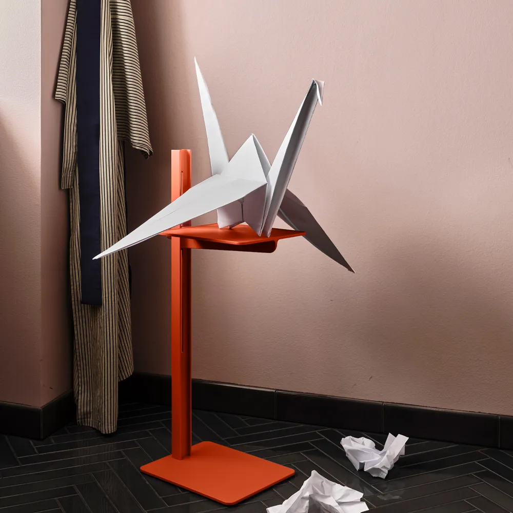 Museum side table, Orange Museum