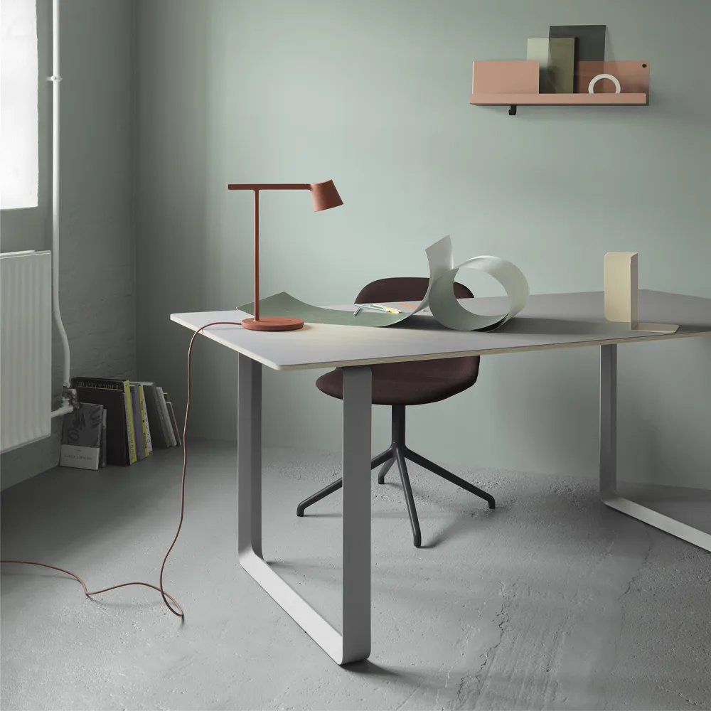 70/70 dining table 170x85 cm, Solid smoked oak-Grey Muuto