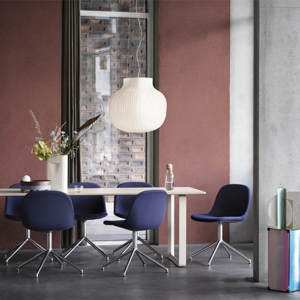 70/70 dining table 225x90 cm, Solid oak-Black Muuto