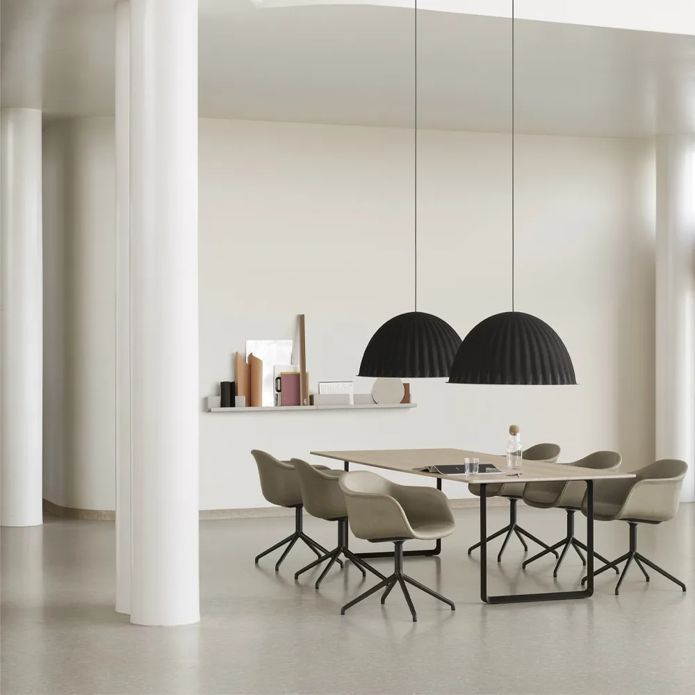 70/70 dining table 295x108 cm, Grey linoleum-Plywood-Sand Muuto