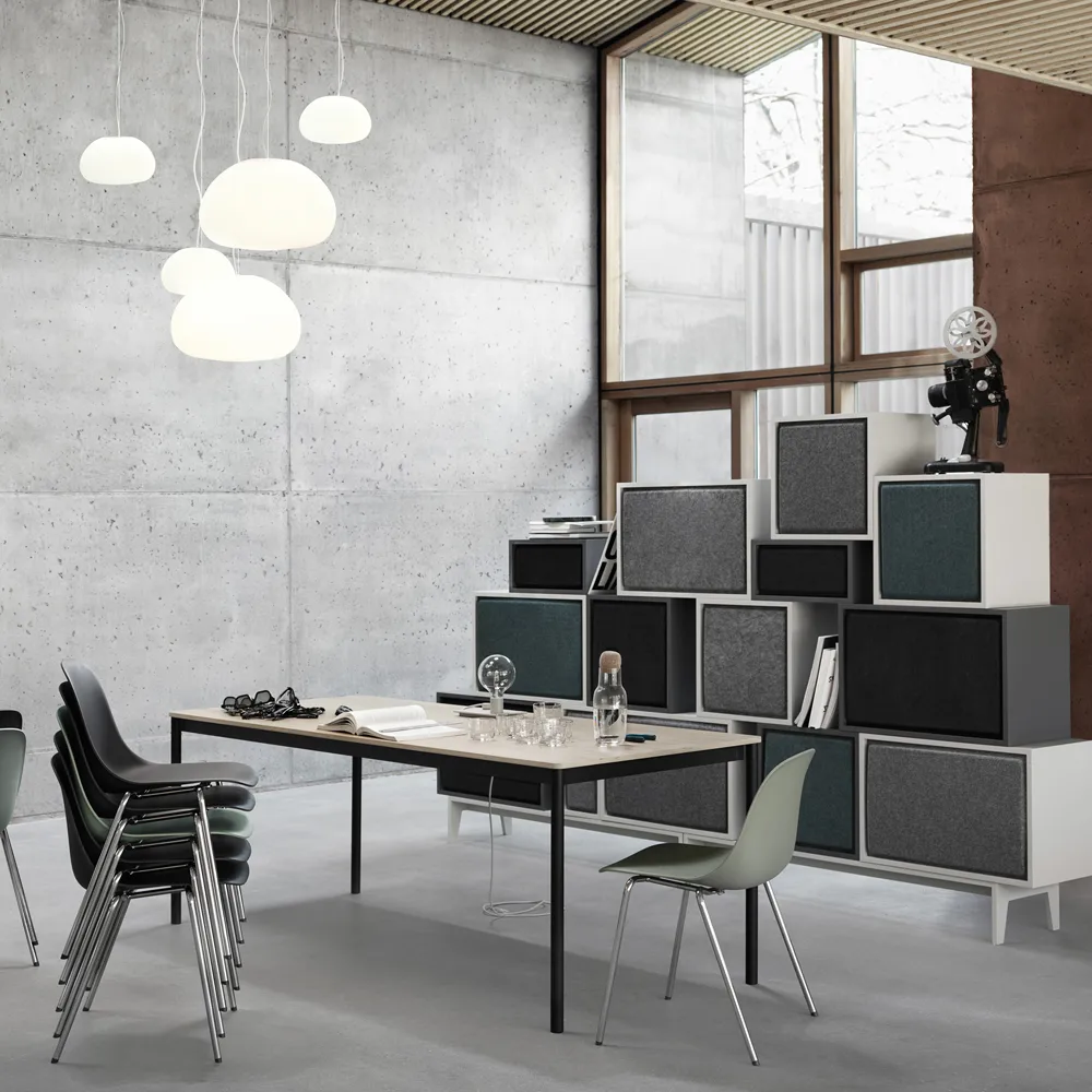 Base dining table, White. abs kant. 140x80cm Muuto