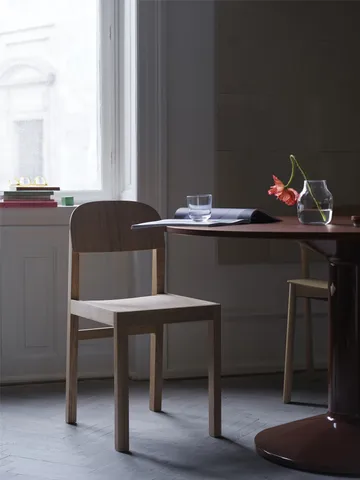 Midst pedestal table - Dark red linoleum-dark red, Ø120 cm - Muuto