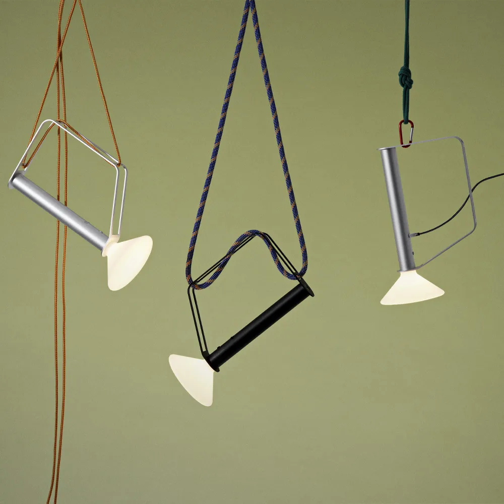 Piton Portable table lamp, Aluminium Muuto