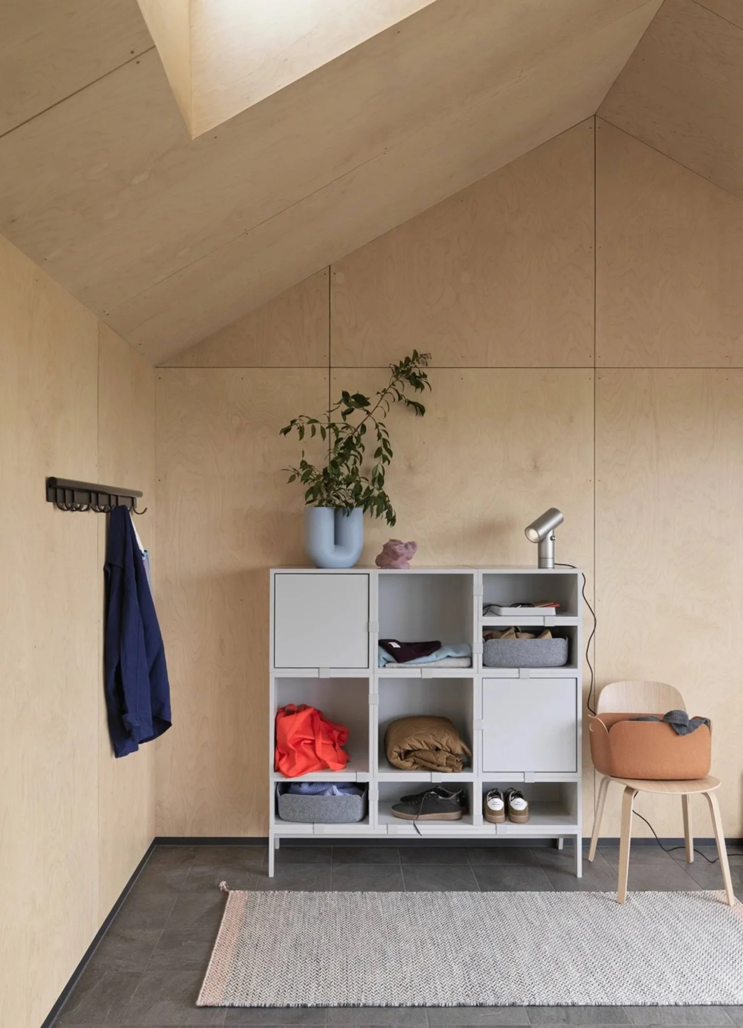 Restore storage basket, Light grey Muuto