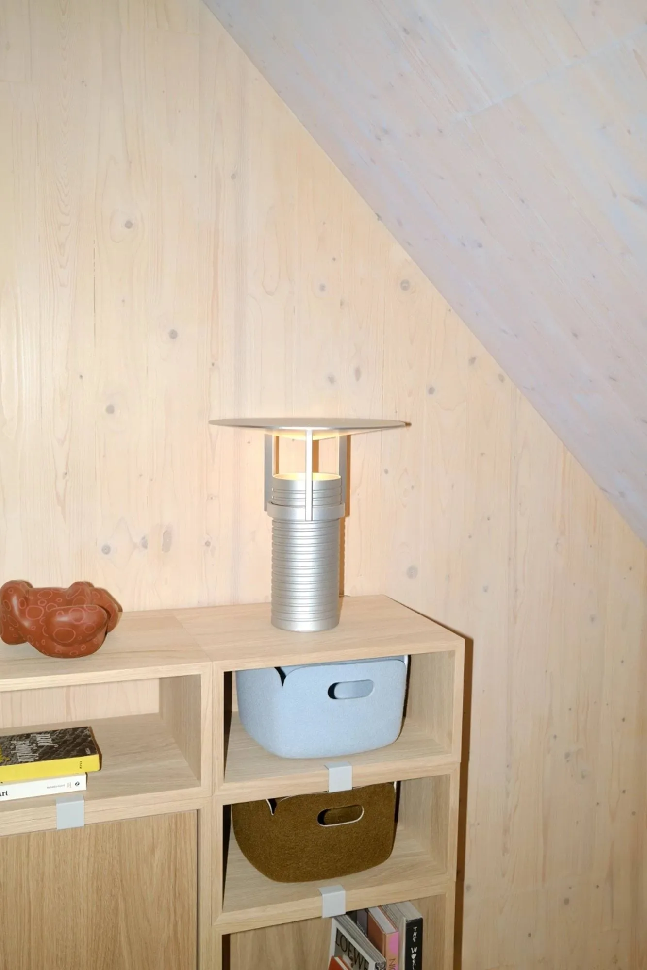 Stacked 2.0 shelving with back plate, large, oak Muuto