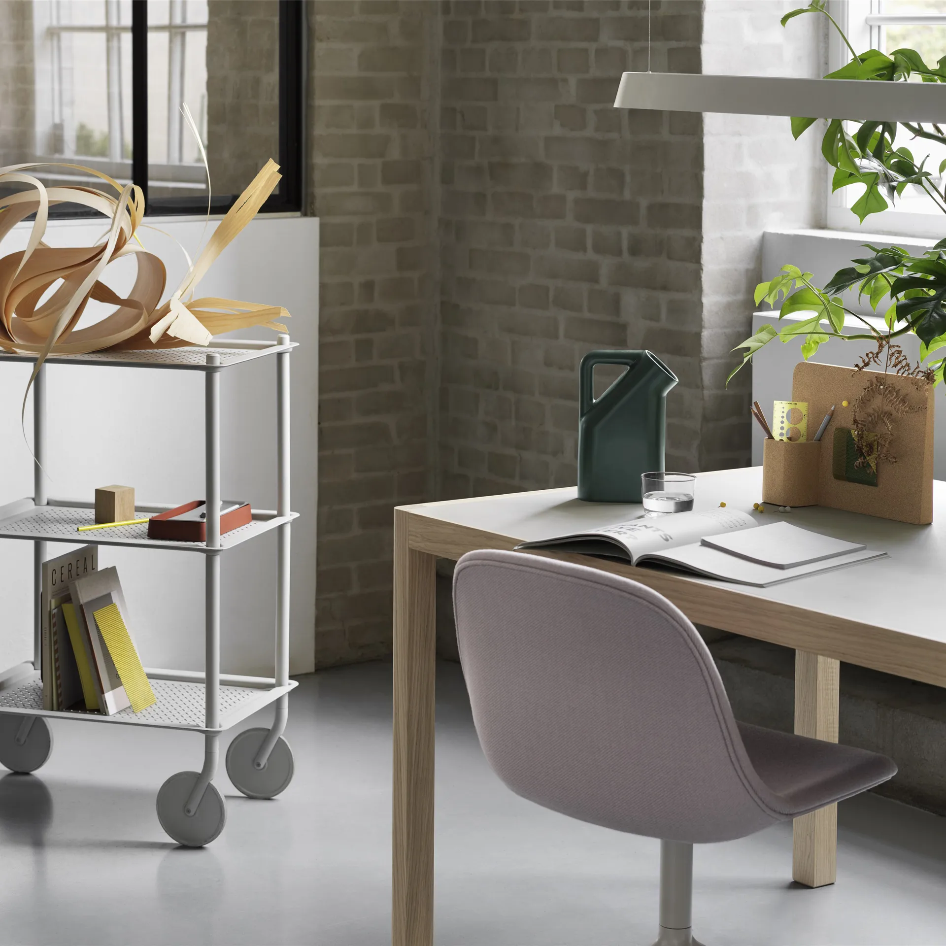 Story notice-board, Cork Muuto