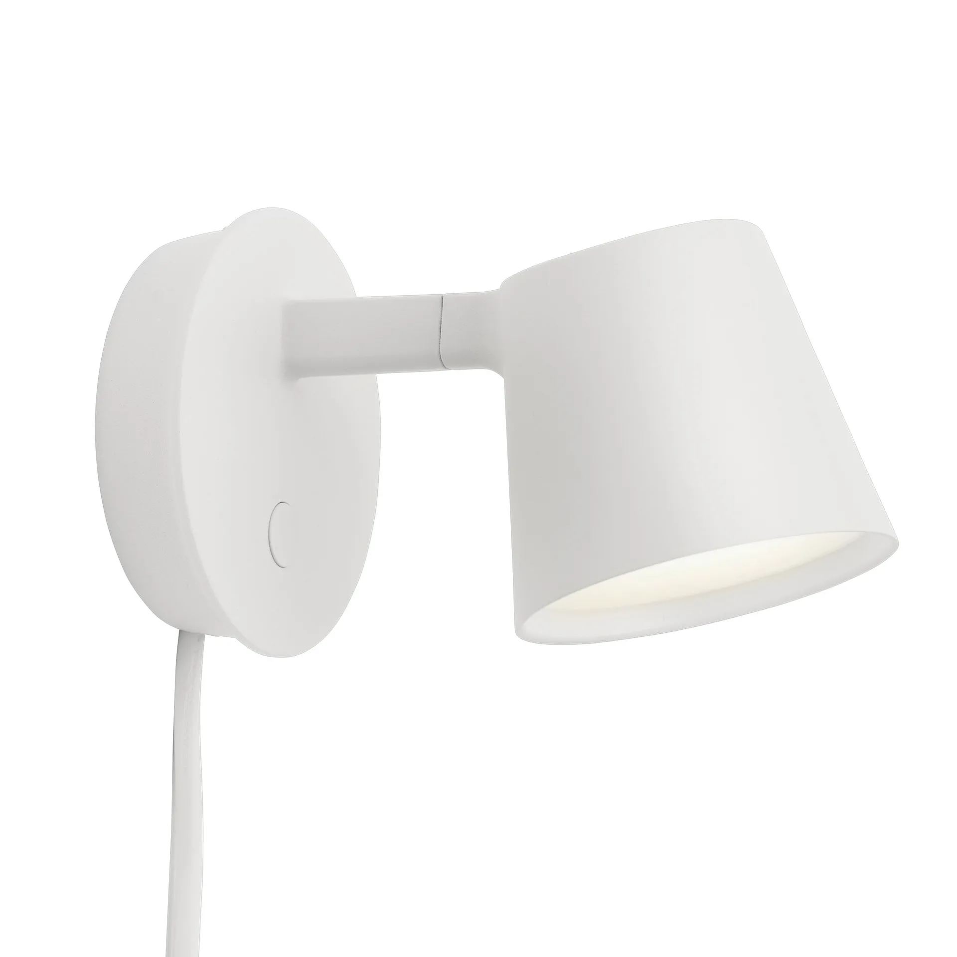 Tip wall lamp, white Muuto