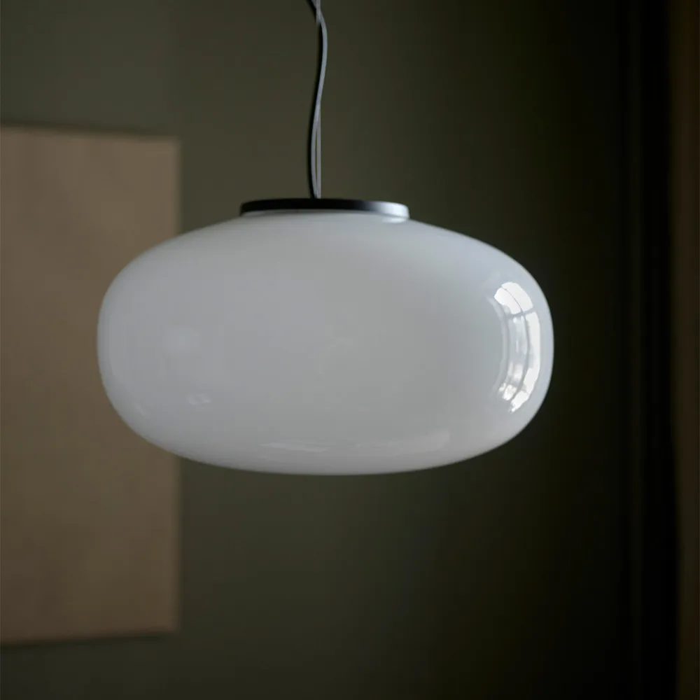 Karl-Johan Large pendant lamp Ø40 cm, Opal white New Works