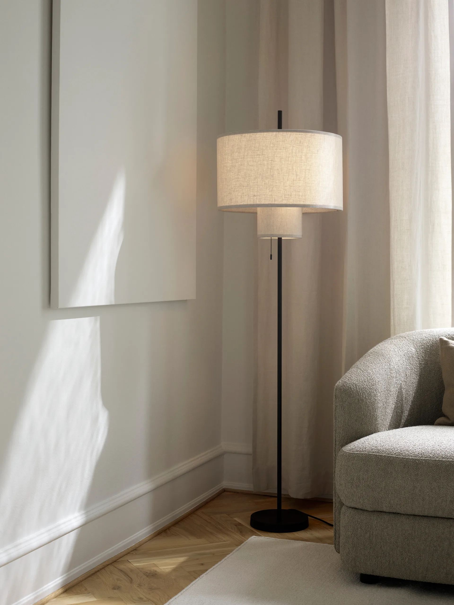 Margin floor lamp, Beige New Works