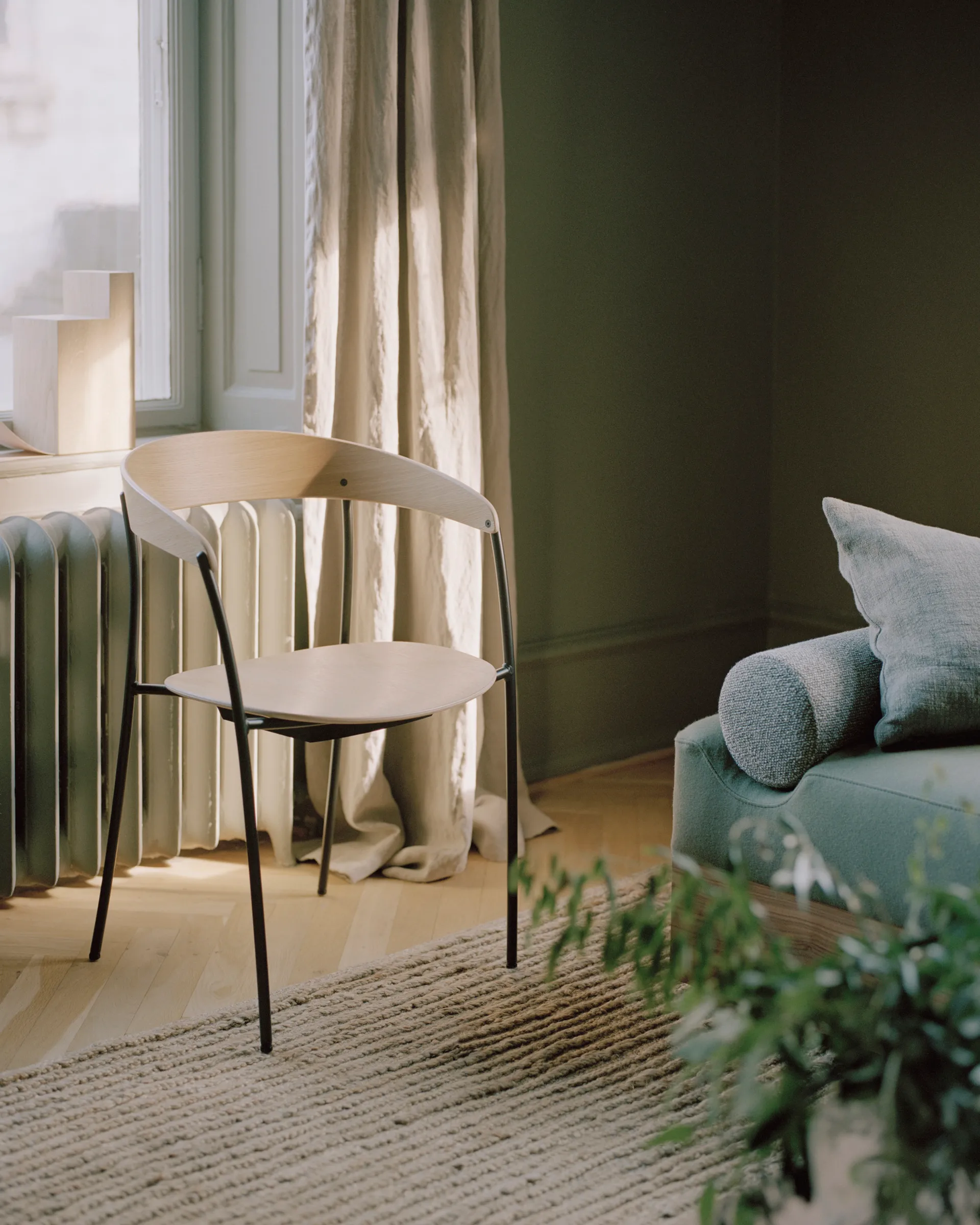 Missing armchair, Oak New Works