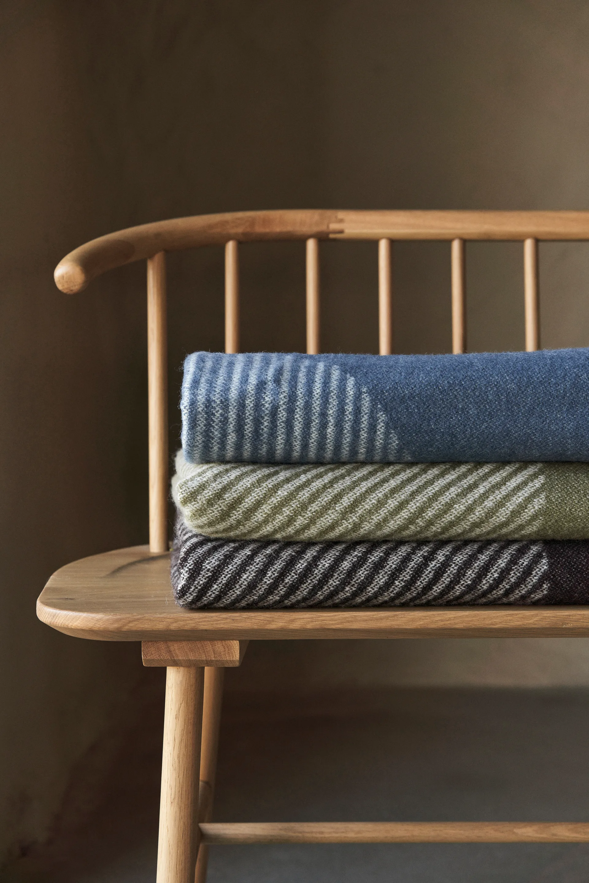 Stripes wool throw 130x185 cm, Blue NJRD