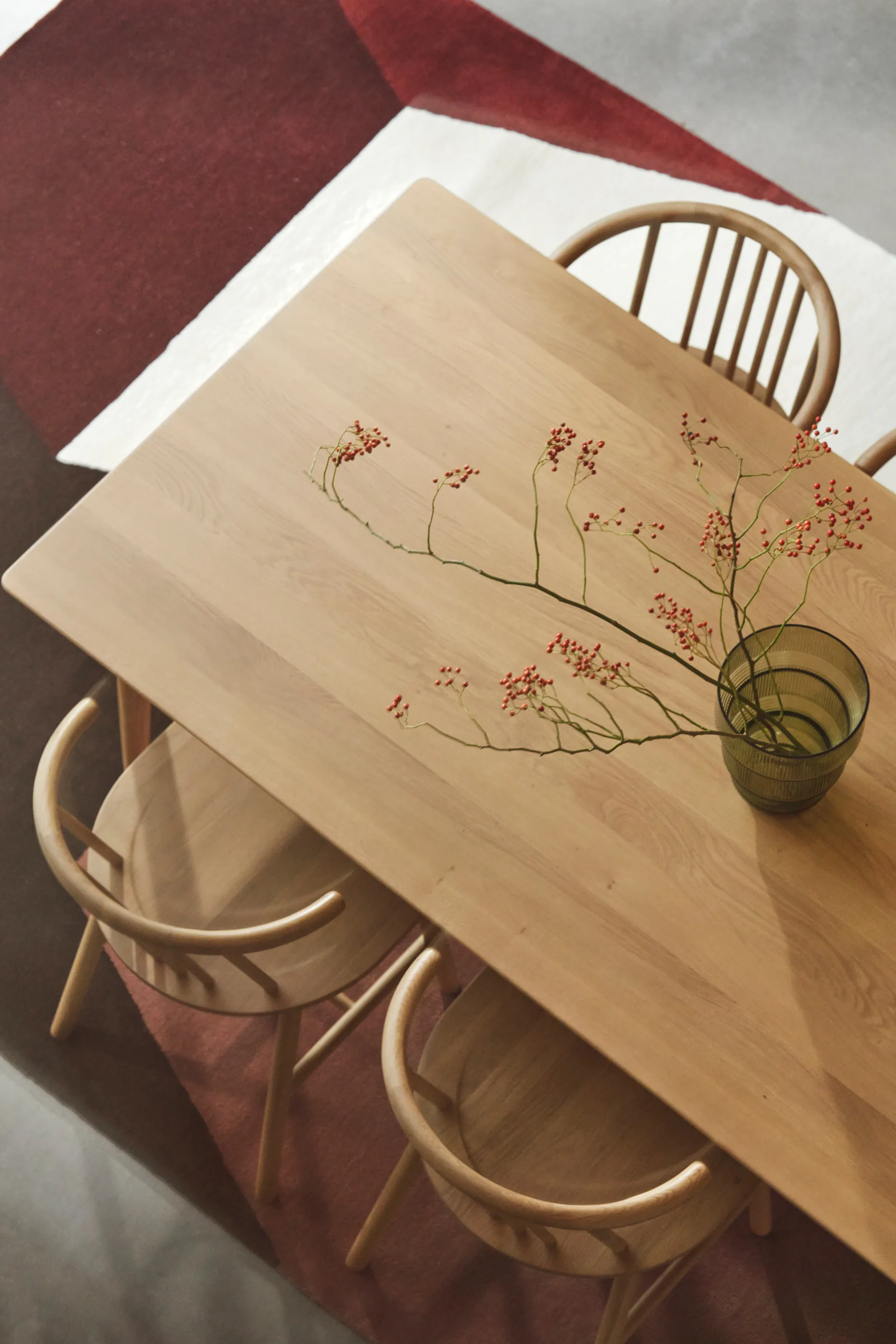 VIOR dining table 90x120 cm, Lacquered oak NJRD
