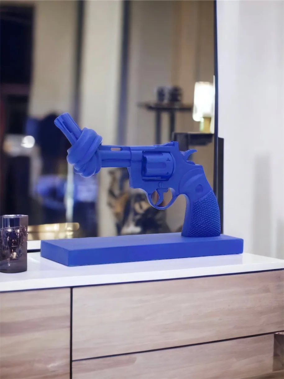 Cobalt blue 19 cm, Blue Non Violence