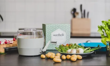 Potato peeler with crank & 2-in-1 salad spinner - White - Nordwik