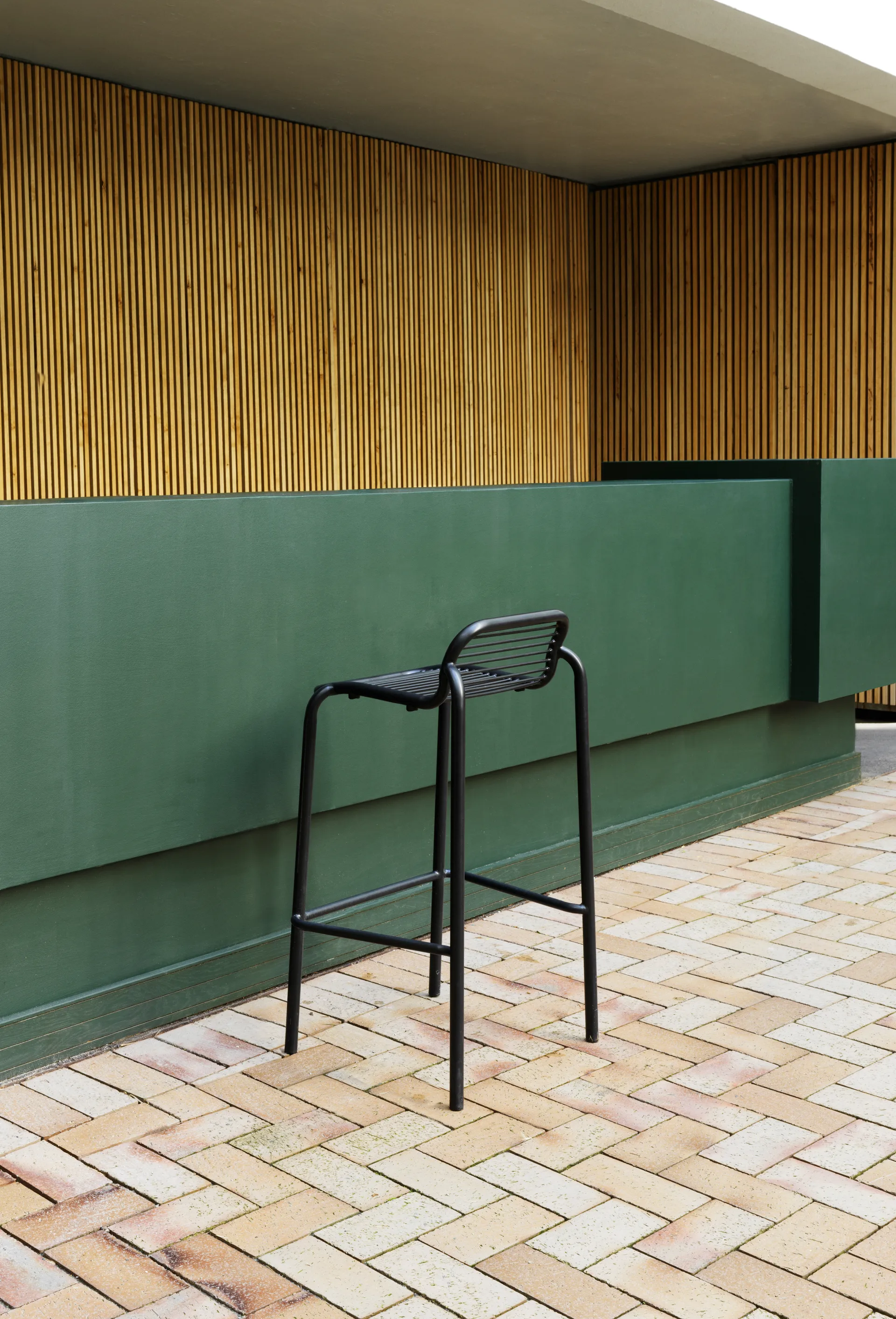 Vig barstool 75 cm, Green Normann Copenhagen