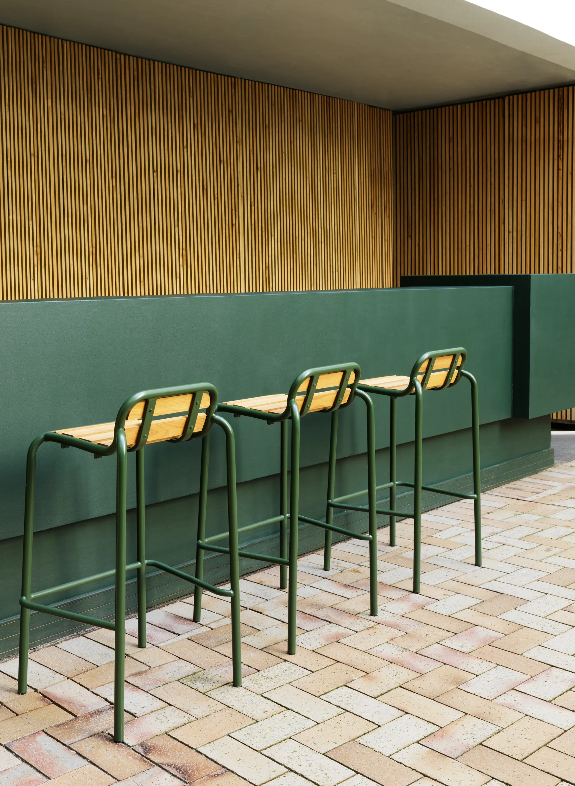 Vig Robinia bar stool 75 cm, Green Normann Copenhagen
