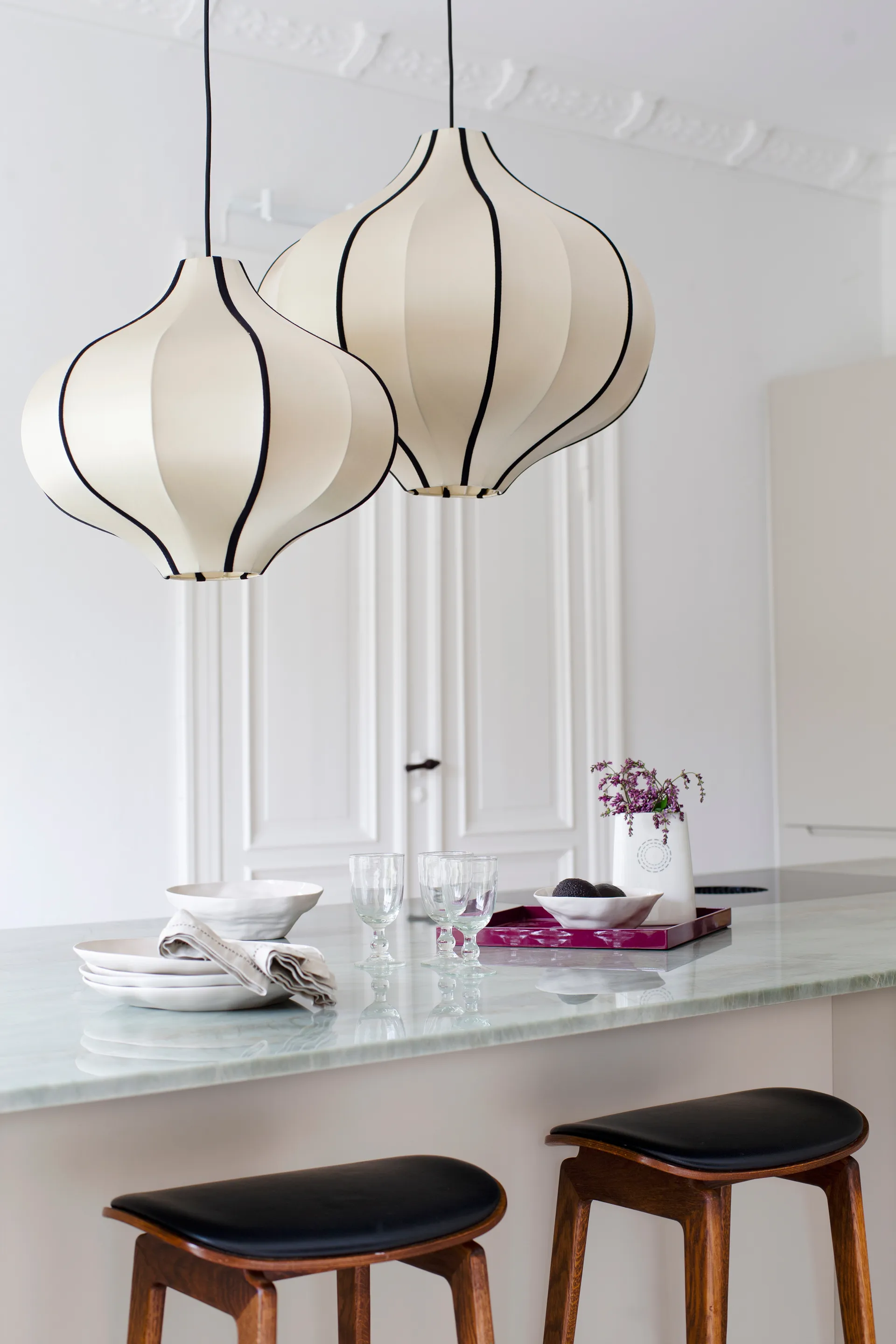 Indochina Classic Onion L lampshade, Kit-black Oi Soi Oi
