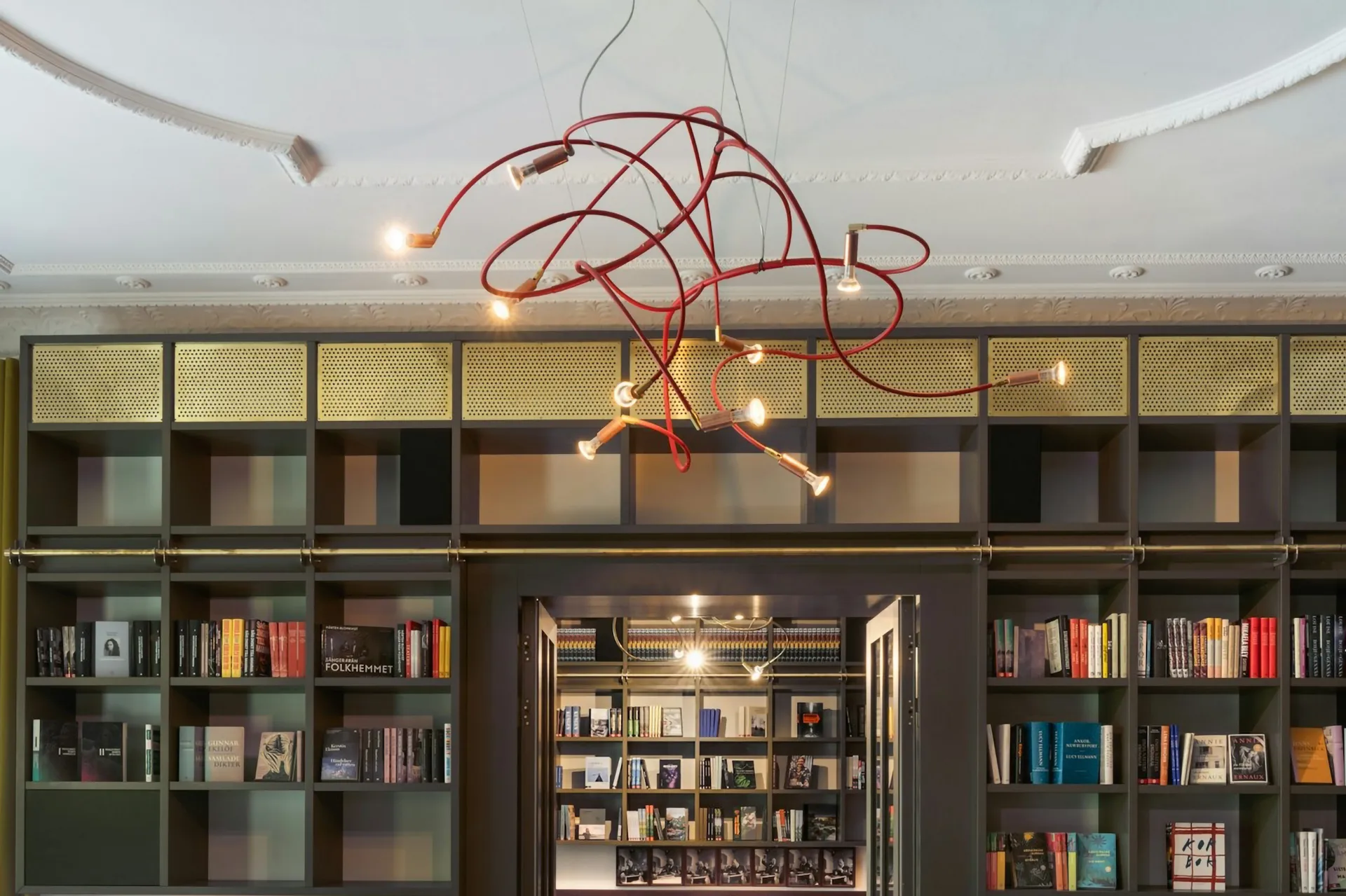 Andromeda ceiling lamp 108 cm, White steel Örsjö Belysning