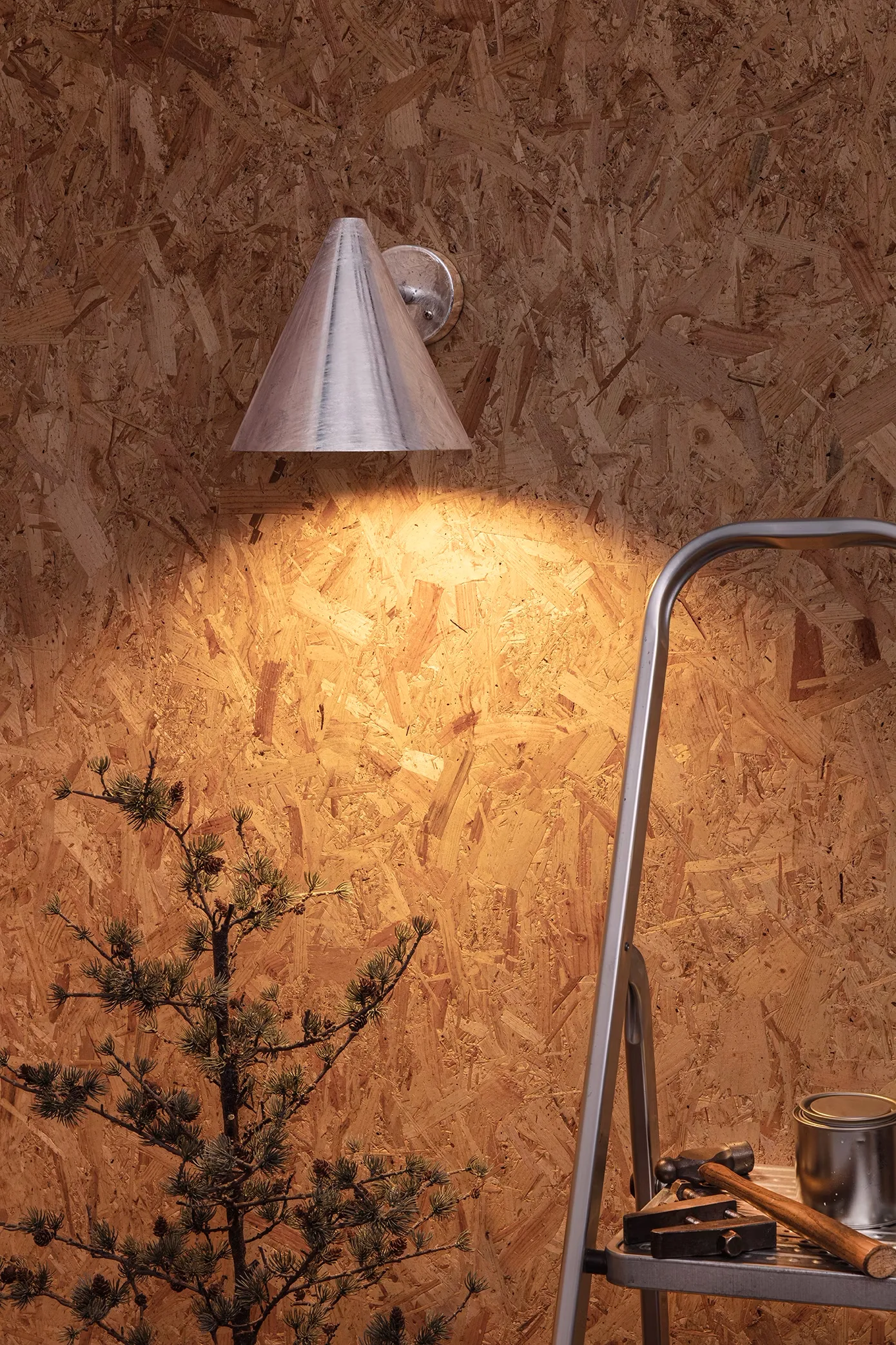 Tratten Mini wall lamp, Nickel plated brass-fixed mounting Örsjö Belysning