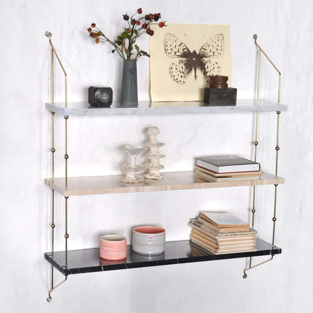 Morse shelf, marble white. frame in brass OX Denmarq
