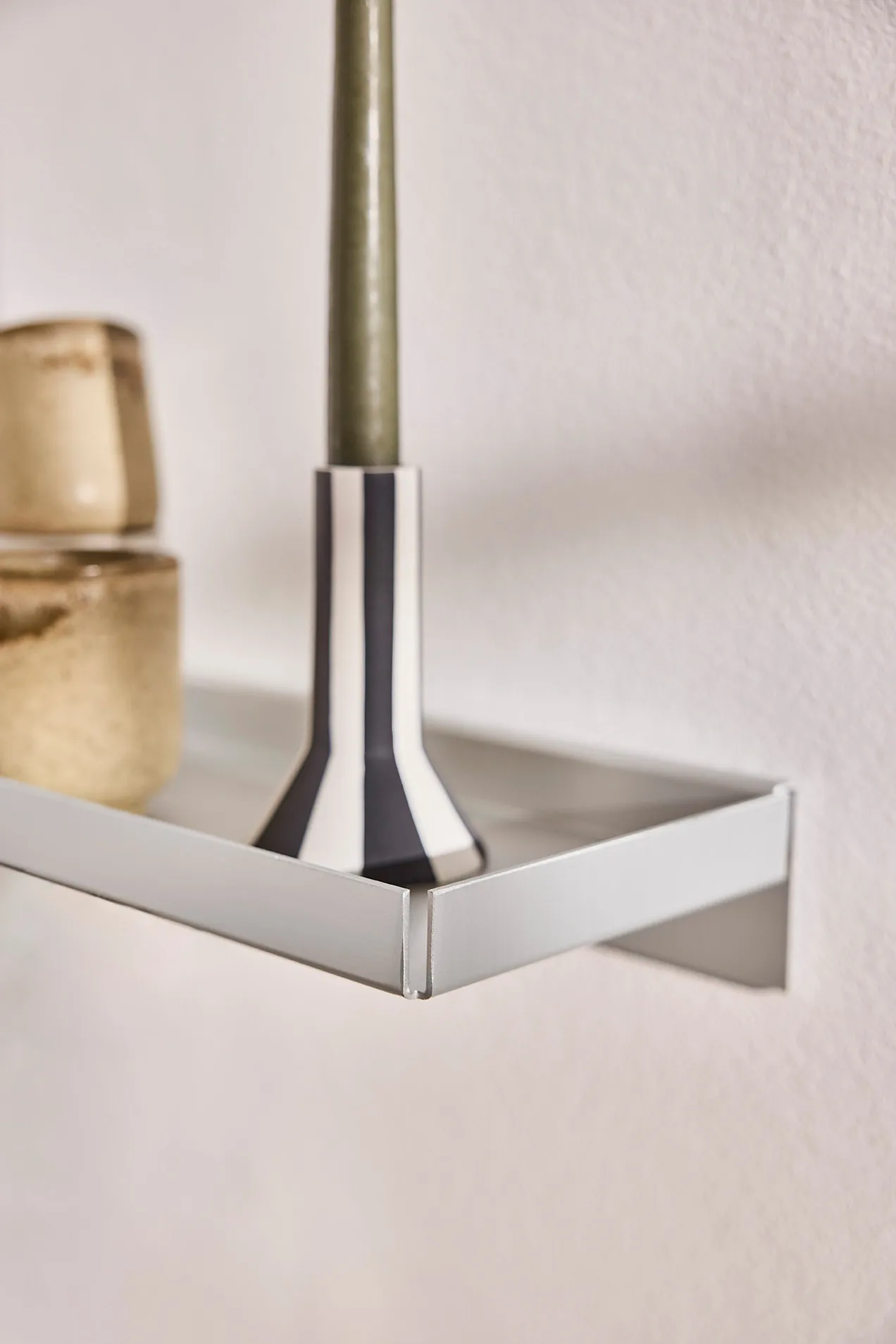Bakku wall shelf small 16x50 cm, Aluminium OYOY