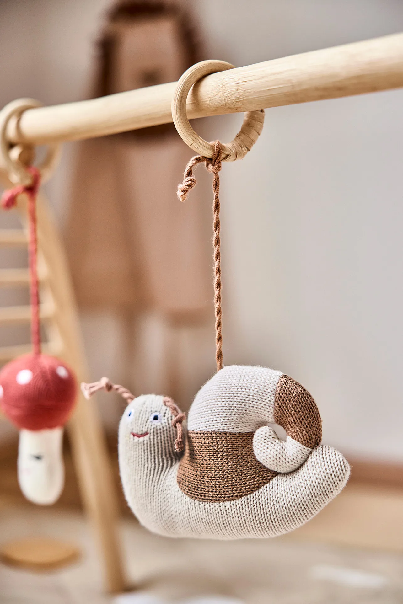 Forest play toys for baby gym, Brown-green-red OYOY