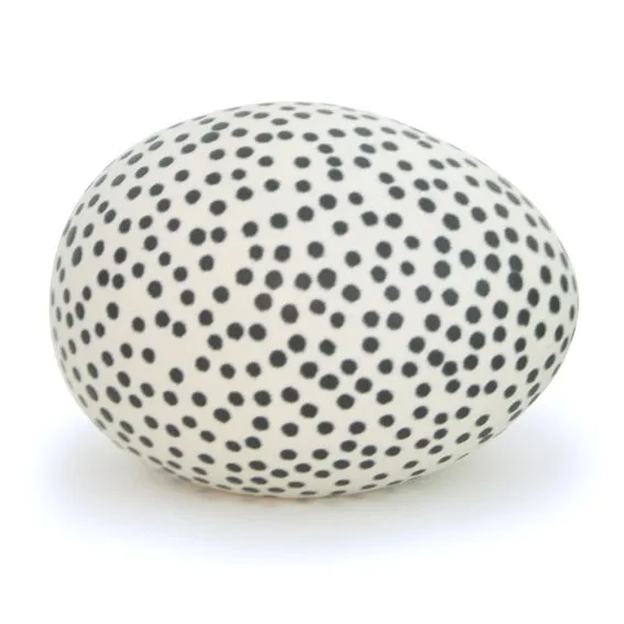 Egg dot, white-black Paradisverkstaden