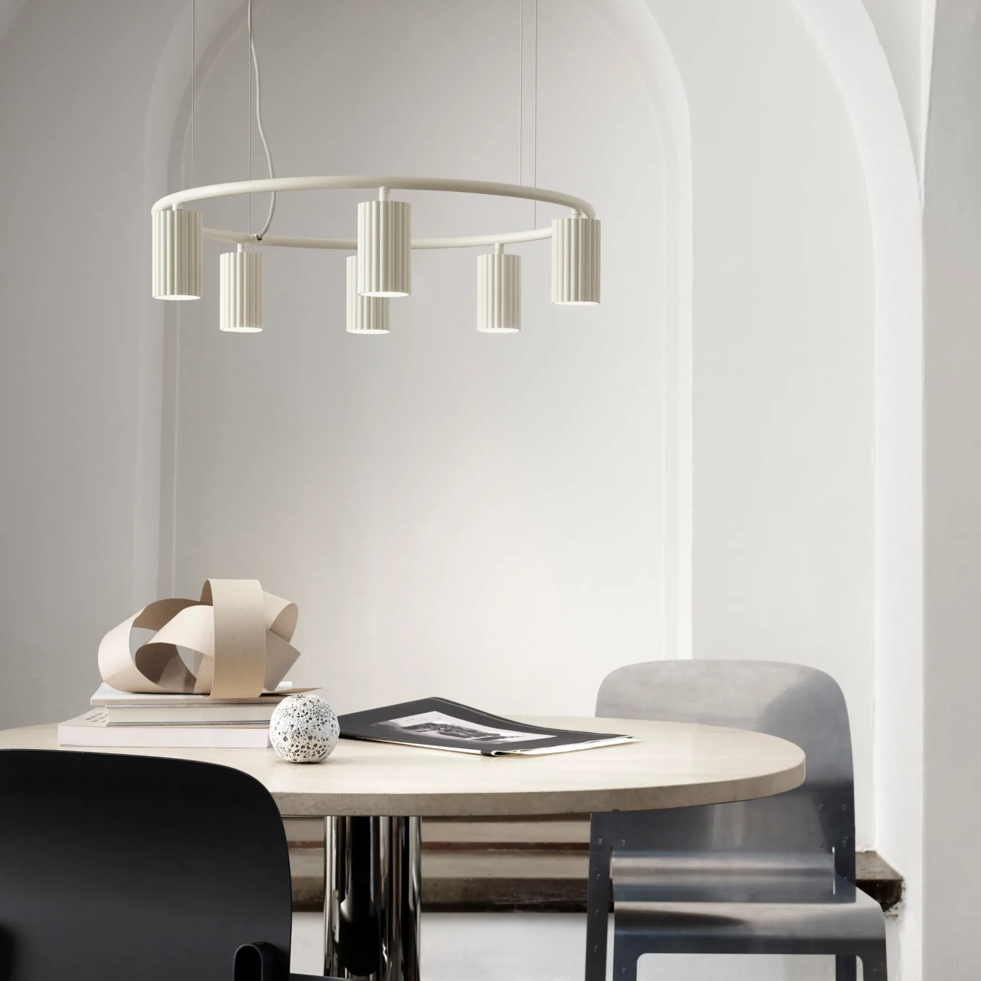 Donna Circle 60 ceiling lamp, linen Pholc
