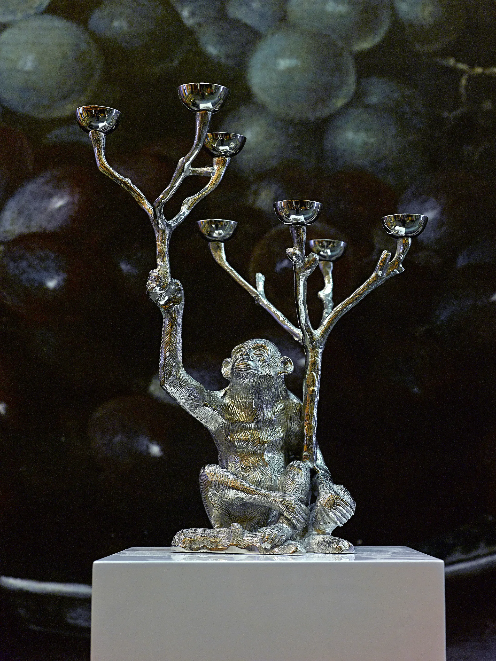 Monkey candlestick 40 cm, Silver POLSPOTTEN