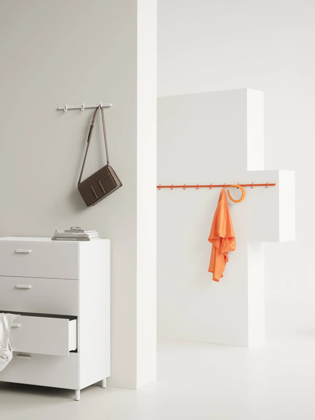 Relief hook rack small 41 cm, White Relief