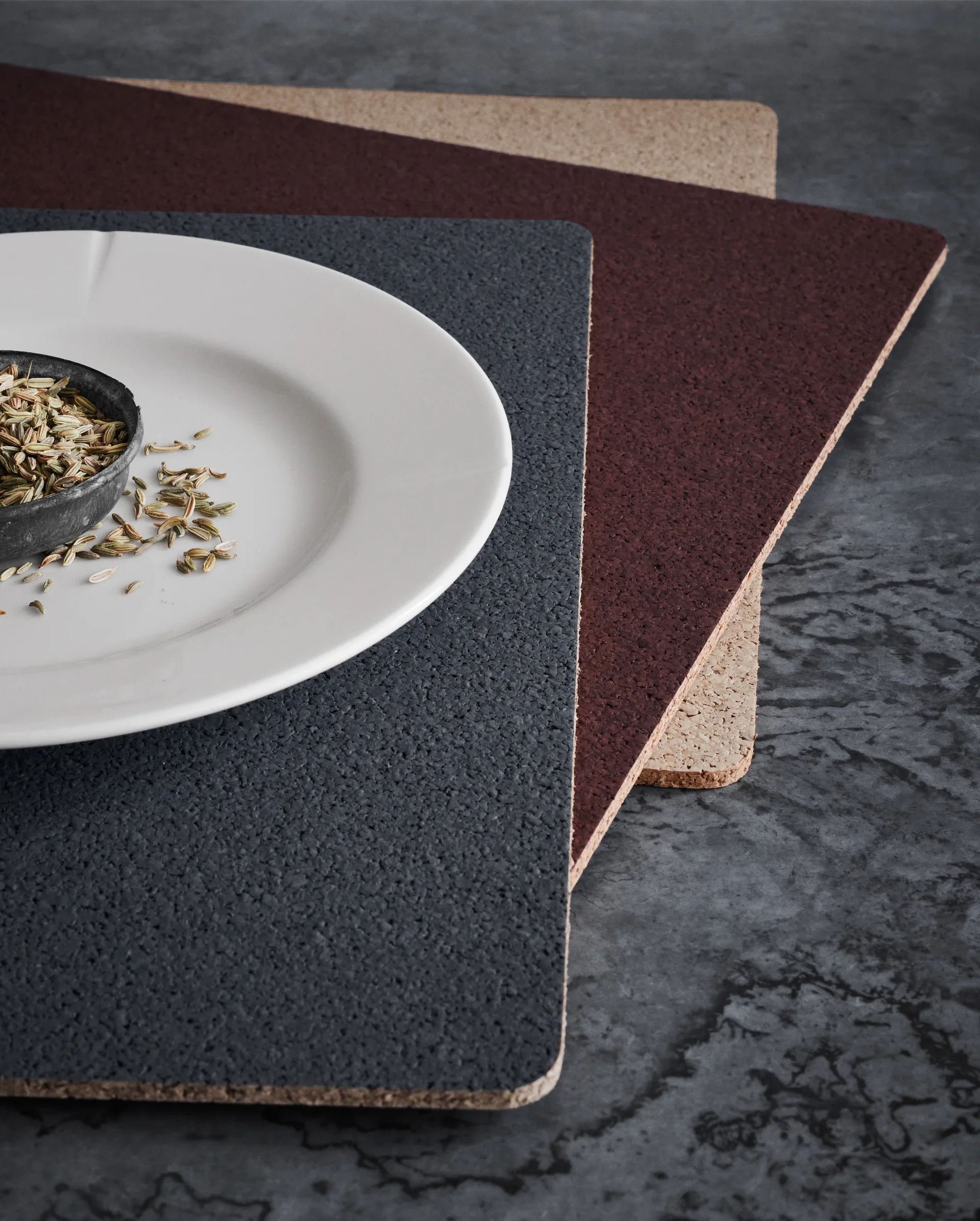 Corki placemat 43x30 cm, Dark grey Rosendahl