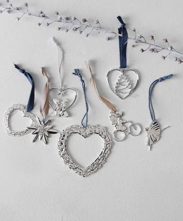 Karen Blixen Christmas decoration Heart with child - Silver - Rosendahl